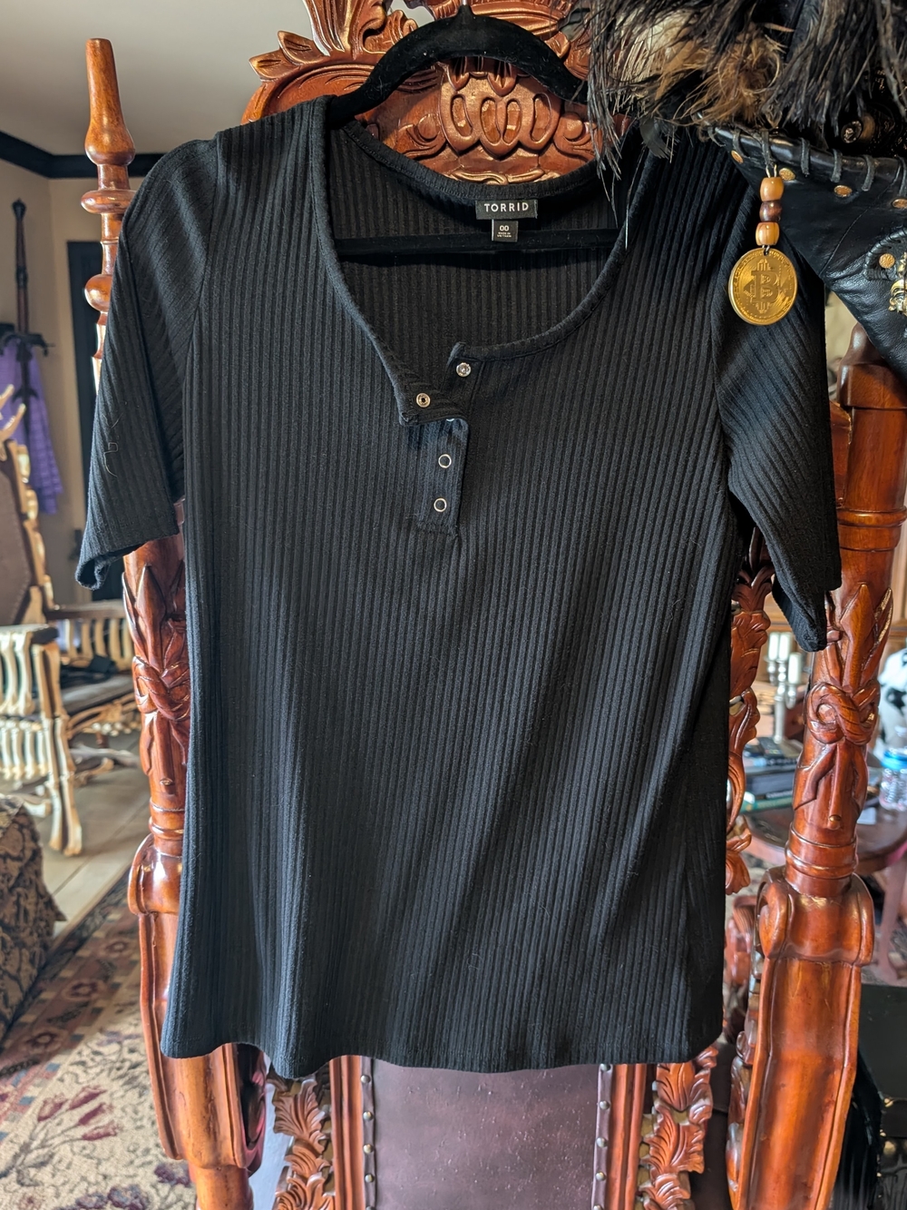torrid Black Ribbed Henley Short Sleeve Tee